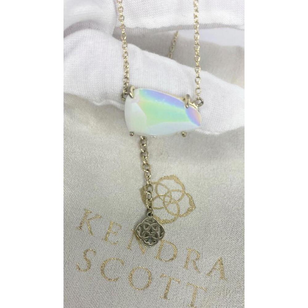 Kendra Scott White Iridescent Quartz Isla Pendant Necklace  gold tone